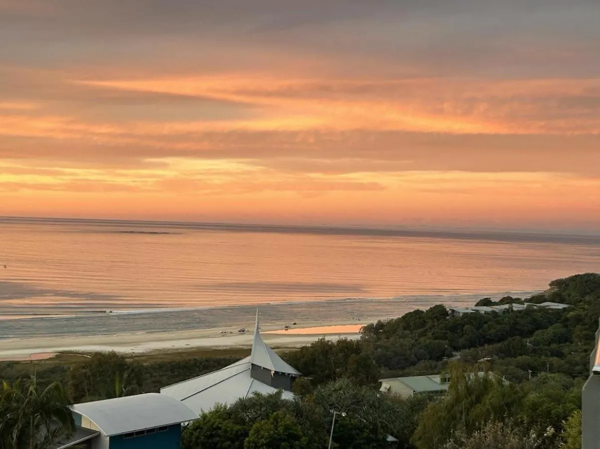 Warragi 1 Villa Point Lookout 0*,  Australia